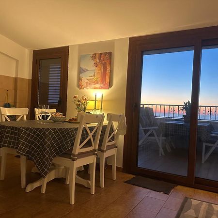 Apartment With Sea View Тропея Экстерьер фото