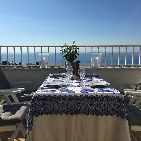 Apartment With Sea View Тропея Экстерьер фото